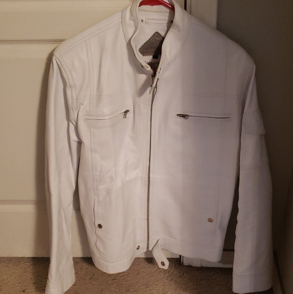 White(lambskin) leather jacket